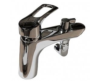 Однопозиционный врезной смеситель Triton, с душевым набором